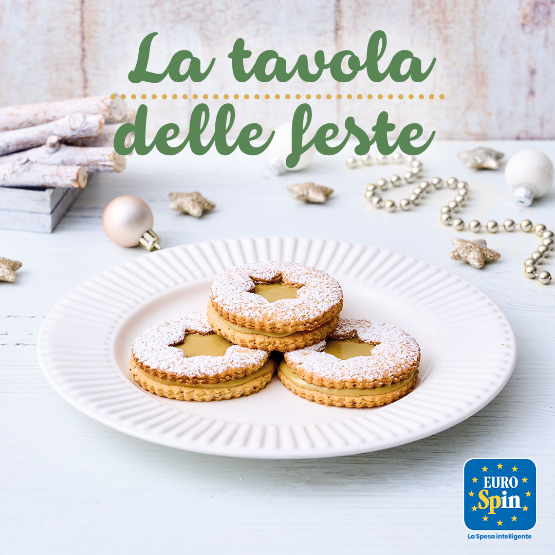 Biscotti con frolla alle mandorle e crema al pistacchio